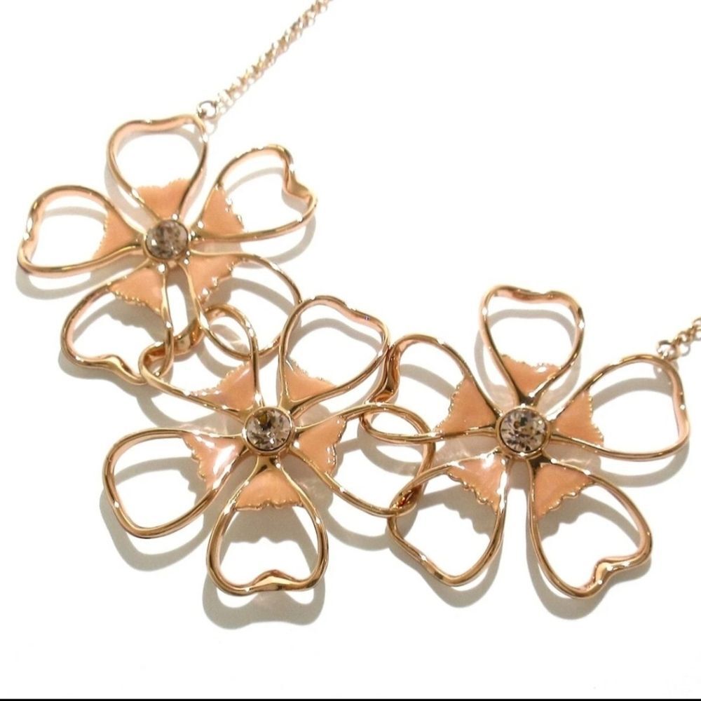 Ted Baker Statement Necklace Rose Gold Flower Crystal Signed EUC - Picture 9 of 9